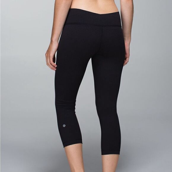 Lululemon Astro Wunder Under Crop 
 Black Size 6 - Picture 2 of 11